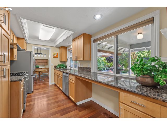 10160 Sw CENTURY OAK Dr, Tigard, OR 97224