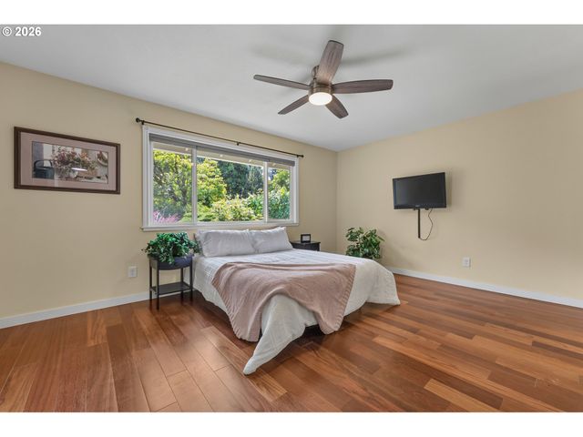 10160 Sw CENTURY OAK Dr, Tigard, OR 97224