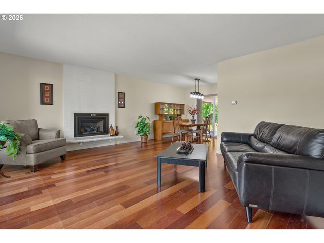 10160 Sw CENTURY OAK Dr, Tigard, OR 97224