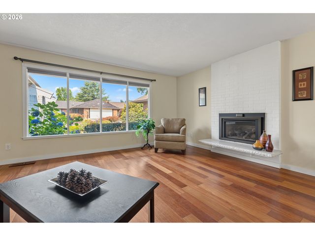 10160 Sw CENTURY OAK Dr, Tigard, OR 97224