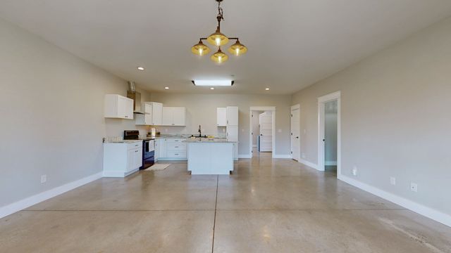 689 Doe Dr, Murfreesboro, TN 37129