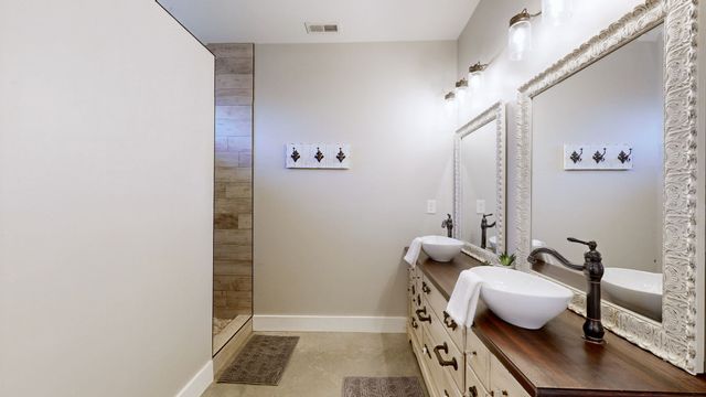 689 Doe Dr, Murfreesboro, TN 37129