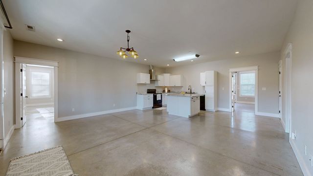 689 Doe Dr, Murfreesboro, TN 37129