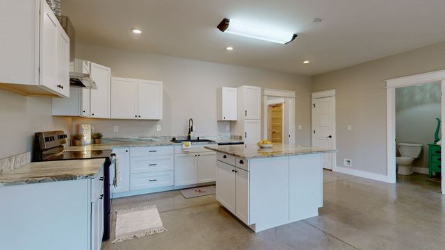 689 Doe Dr, Murfreesboro, TN 37129