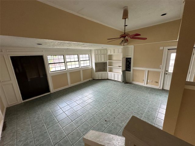 6121 Grace Lane, Houston, TX 77021