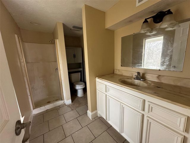 6121 Grace Lane, Houston, TX 77021