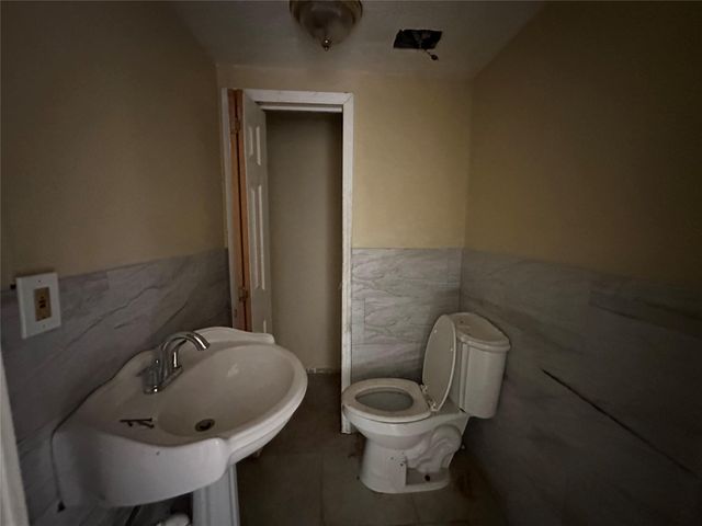 6121 Grace Lane, Houston, TX 77021