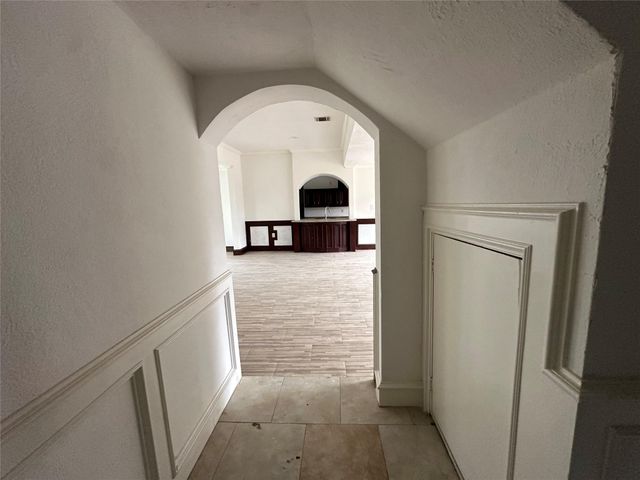 6121 Grace Lane, Houston, TX 77021