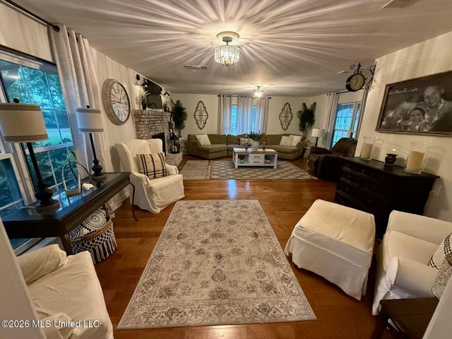 206 Boggs Circle, Long Beach, MS 39560