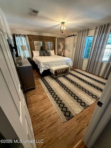 206 Boggs Circle, Long Beach, MS 39560