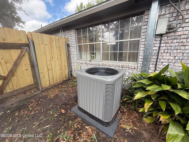 206 Boggs Circle, Long Beach, MS 39560