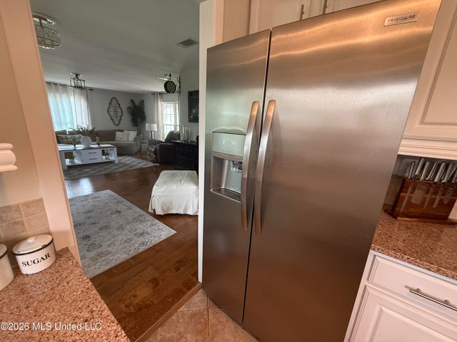 206 Boggs Circle, Long Beach, MS 39560