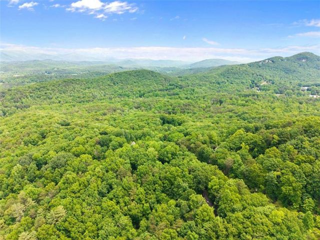 222 Matterhorn Drive, Sautee Nacoochee, GA 30571