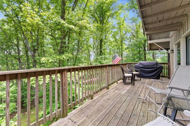 222 Matterhorn Drive, Sautee Nacoochee, GA 30571