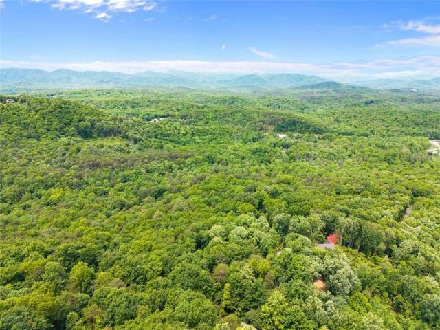 222 Matterhorn Drive, Sautee Nacoochee, GA 30571