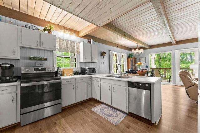 222 Matterhorn Drive, Sautee Nacoochee, GA 30571