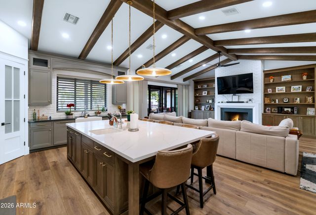 5714 E LAFAYETTE Boulevard, Phoenix, AZ 85018