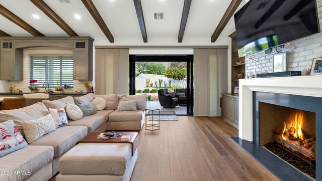 5714 E LAFAYETTE Boulevard, Phoenix, AZ 85018