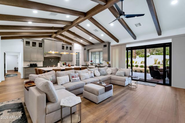 5714 E LAFAYETTE Boulevard, Phoenix, AZ 85018