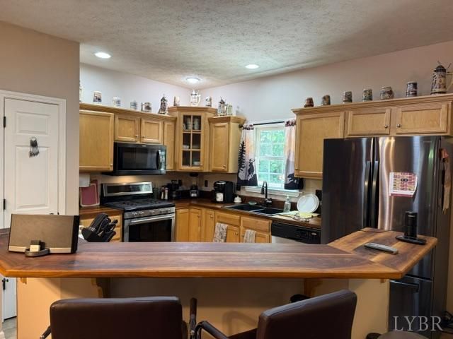 100 Walton Drive, Moneta, VA 24121