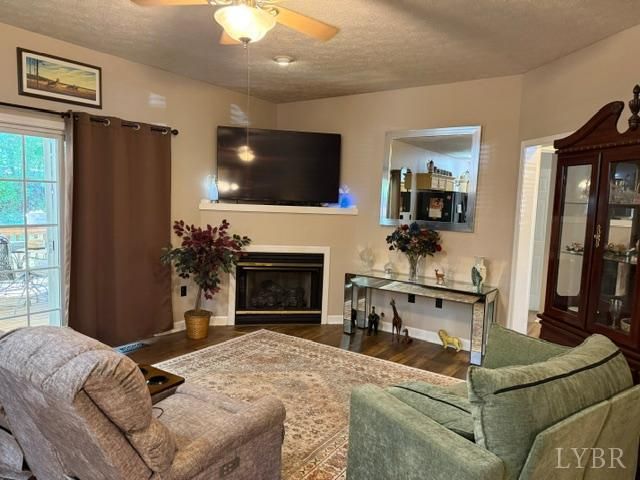 100 Walton Drive, Moneta, VA 24121