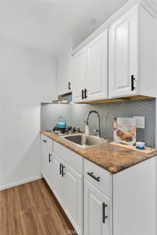 13039 Eastwind Way, Victorville, CA 92392