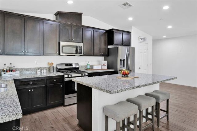 13039 Eastwind Way, Victorville, CA 92392