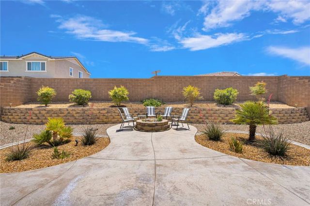 13039 Eastwind Way, Victorville, CA 92392