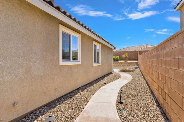 13039 Eastwind Way, Victorville, CA 92392