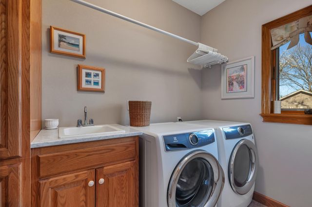 617 17th Street N, Sartell, MN 56377