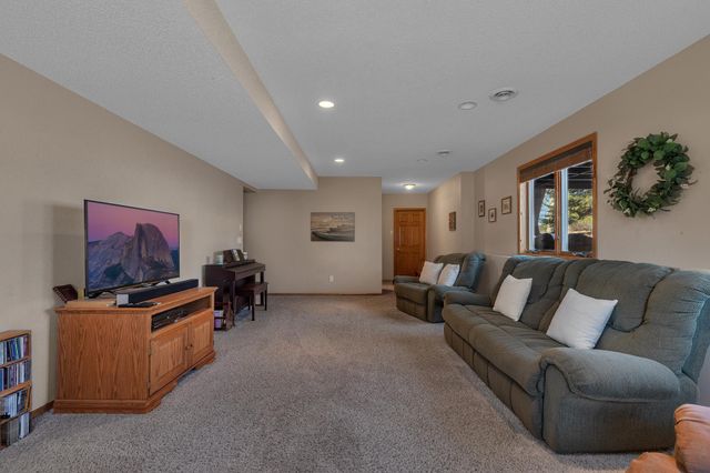 617 17th Street N, Sartell, MN 56377