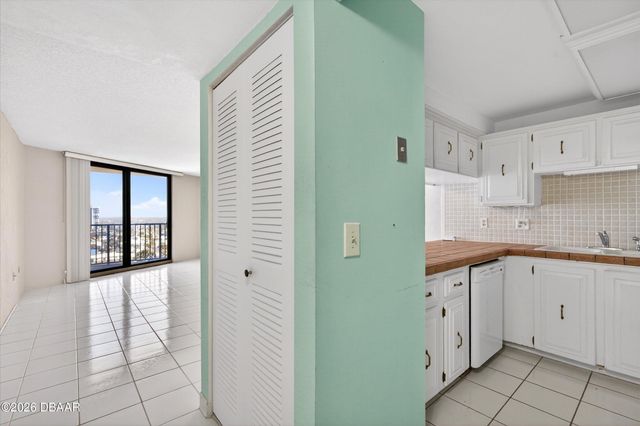 1415 Ocean Shore Blvd Apt 808, Ormond Beach, FL 32176