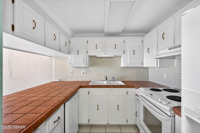 1415 Ocean Shore Blvd Apt 808, Ormond Beach, FL 32176