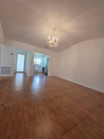 2851 NW 203rd Ln, Miami Gardens, FL 33056