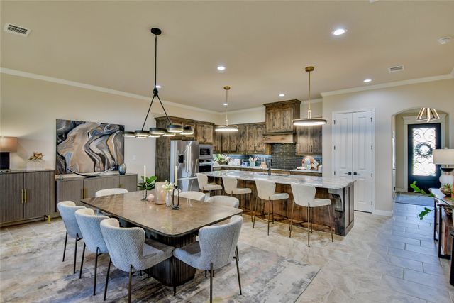 1453 Highland Park Circle, Granbury, TX 76048