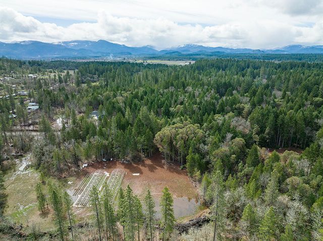 234 Lurline Lane, Cave Junction, OR 97523