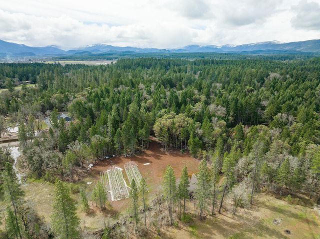 234 Lurline Lane, Cave Junction, OR 97523