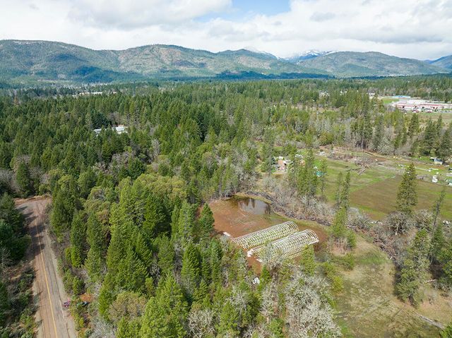 234 Lurline Lane, Cave Junction, OR 97523