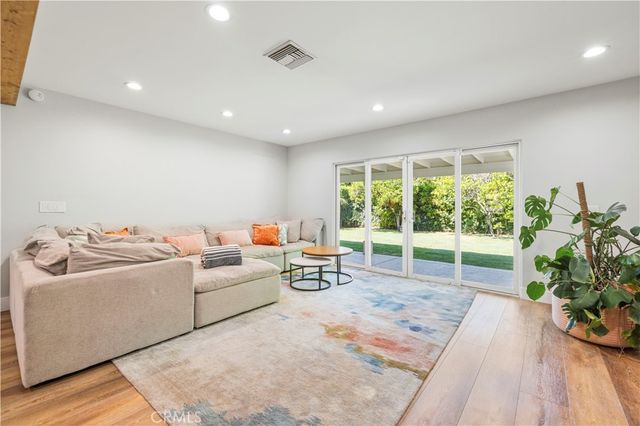 5635 Radford, Valley Village, CA 91607