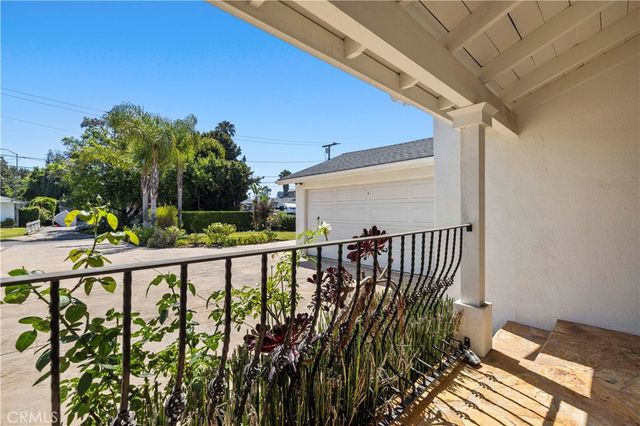 5635 Radford, Valley Village, CA 91607