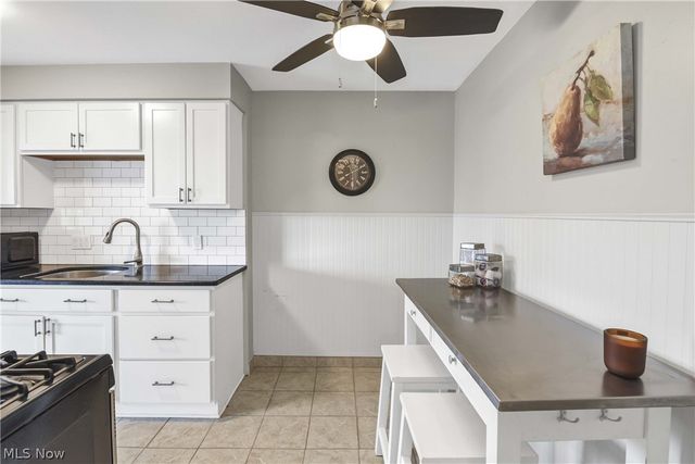 12900 Lake Avenue 812, Lakewood, OH 44107