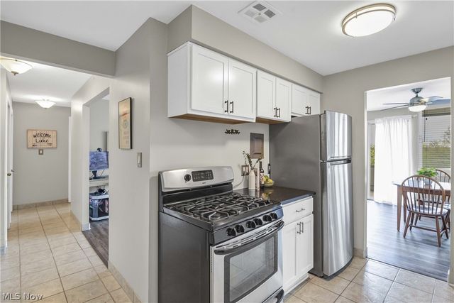12900 Lake Avenue 812, Lakewood, OH 44107