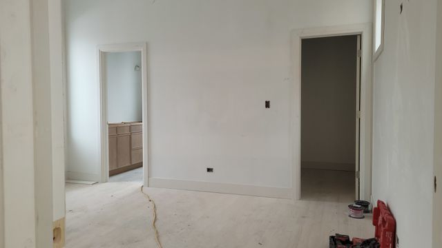 941 N Winchester Avenue 2, Chicago, IL 60622