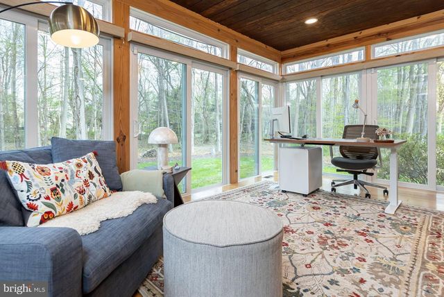 1069 CHEWS LANDING, Laurel Springs, NJ 08021