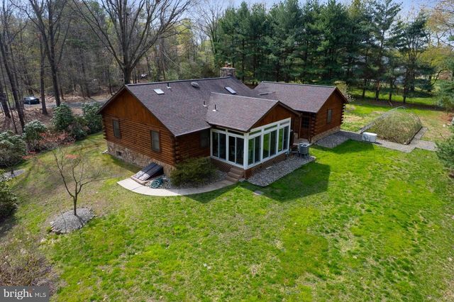 1069 CHEWS LANDING, Laurel Springs, NJ 08021