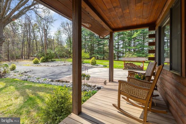 1069 CHEWS LANDING, Laurel Springs, NJ 08021