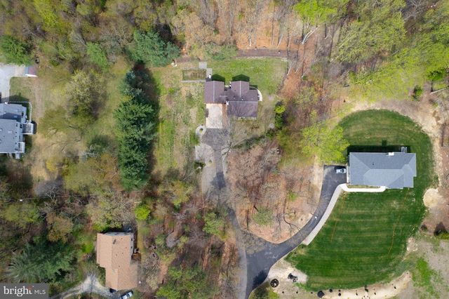 1069 CHEWS LANDING, Laurel Springs, NJ 08021