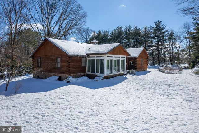 1069 CHEWS LANDING, Laurel Springs, NJ 08021