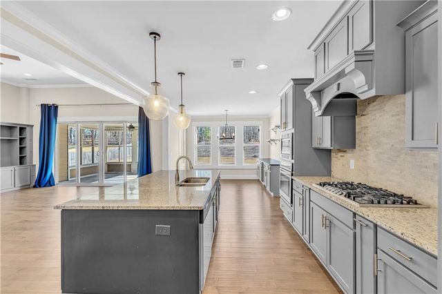 212 blue point, Fayetteville, GA 30215