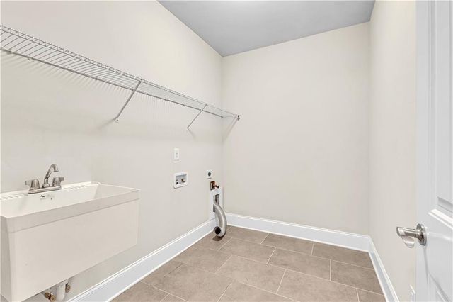 212 blue point, Fayetteville, GA 30215